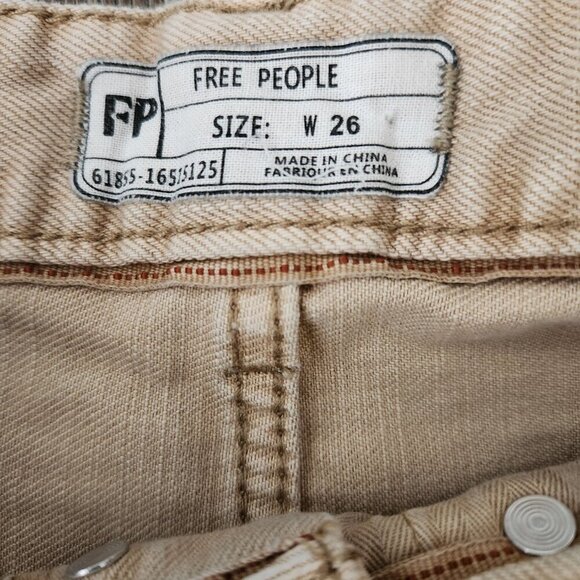Free People Tan Button Fly Distressed Jean Shorts Size 26 - Picture 4 of 8